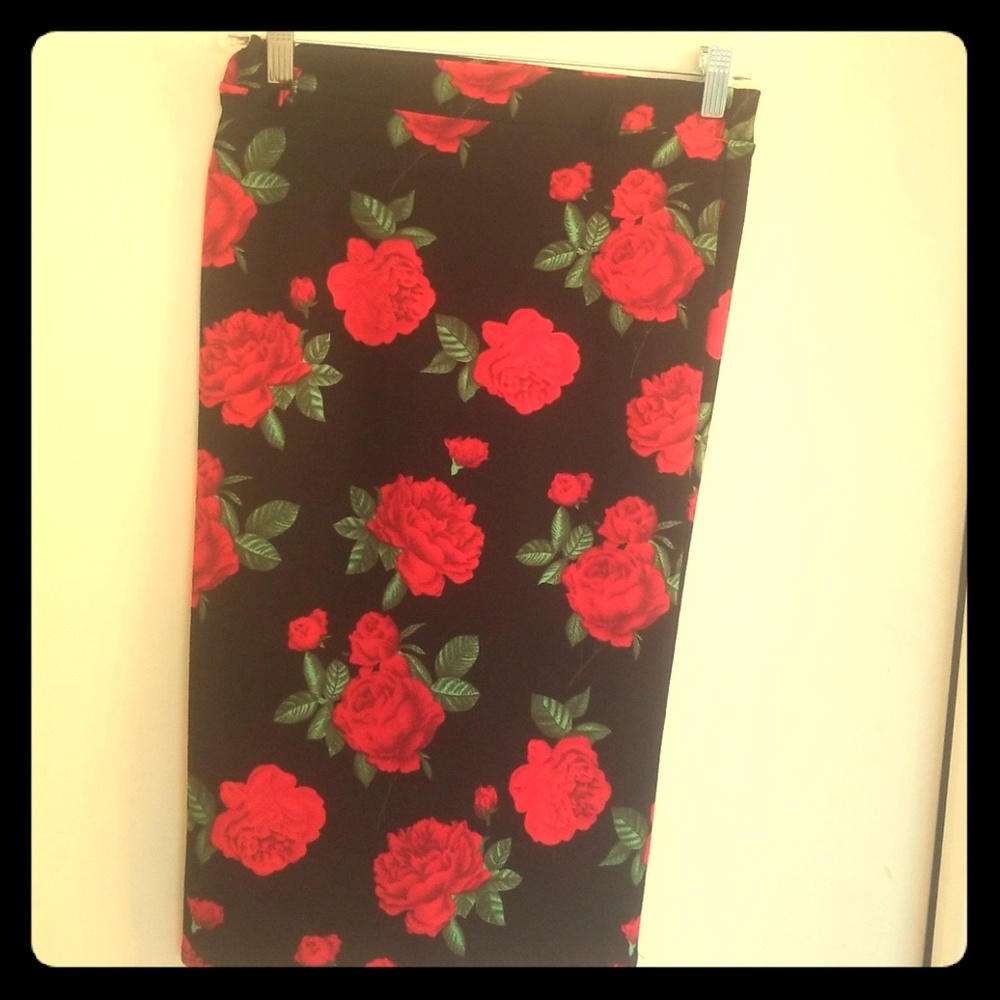 pencil  skirt with flowers